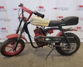 #574 • Vintage Rupp Roaster Style Mini Bike