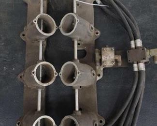 #1076 • Vintage Hallibrand V8 Alloy Fuel Injection Velocity Stack mounts