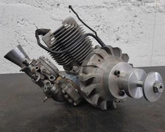 #1078 • Small 2 Stoke Single Piston Engine