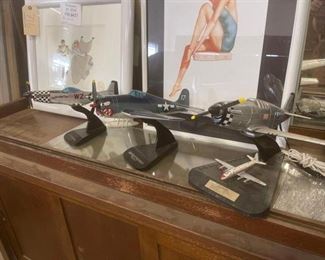 #1216 • 4 Airplane Display Models