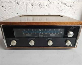 #1314 • McIntosh MR73 FM/AM Tuner