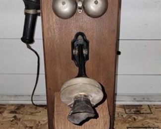 #2108 • Vintage Stromberg Carlson Telephone