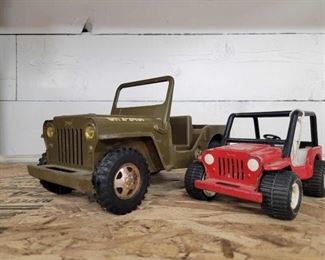 #2220 • 2 Vintage Tonka Jeeps Toy