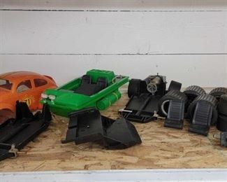 #2244 • Cox Baja Bug Body, Testors Green Mood Buggy and Misc Parts Toys