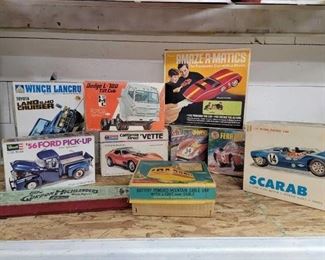 #2248 • Model Kits, Amaz-a-Matics, British Soldier Figures and More Toys