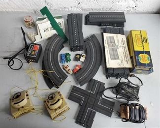 #3654 • Vintage Aurora Slot Car Motoring Race Track