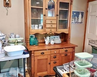 Hoosier0-Style Cabinet