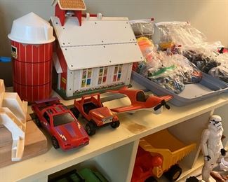 star wars GI JOE and more vintage toys!! tonka playskool little people fisher price and more