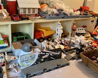 star wars GI JOE and more vintage toys!! tonka playskool little people fisher price and more
