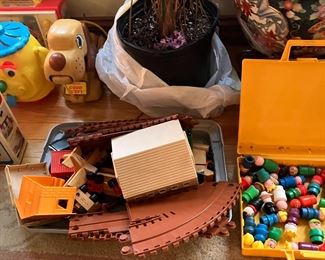 star wars GI JOE and more vintage toys!! tonka playskool little people fisher price and more