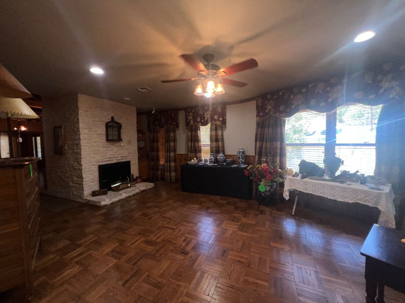 Huge Ranch House in Kendalia, TX starts on 7/7/2023