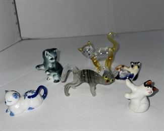 Collectible cat miniature figurines (6)