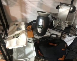 Espresso Maker, Linens