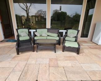 outdoor patio furniture