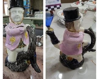 Majolica Isle of Man Huntsman Teapot