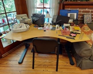 Electric Height Adjustable Standing Sit Desk with Ergonomic Curved Workstation