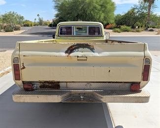 Vintage pick up truck