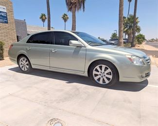 2006 Toyota Avalon XLS