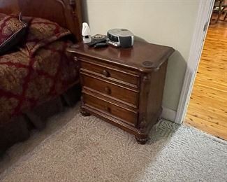 Bedside night stand with drawers 