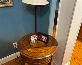 Petite solid wood lamp table 