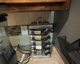 Spice rack 