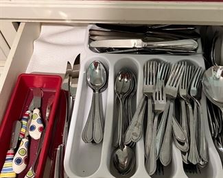 Large sets of flatware