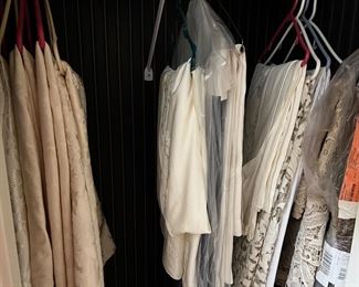 Linens of all types like new