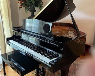 Kawai Grand Piano and Bench Beautiful ebony finish