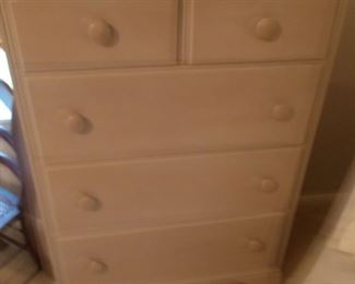Vintage chest of drawers