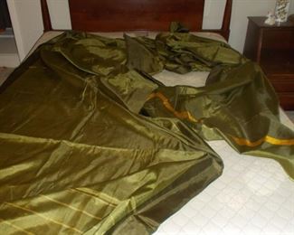 Mid century modern Willett bed with or without mattress