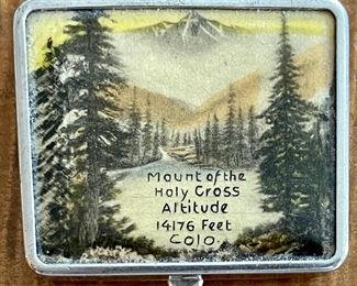 Rare Colorado Vintage Souvenir Power & Rouge Compact Mount Of The Holy Cross Silver Tone With Mountain Scene
