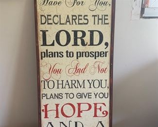 #229 metal wall hanging.        $10