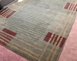 #234 area rug   great condition                 $40