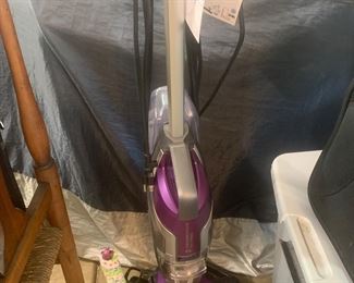 #268 Bissel spot clean carpet cleaner            $25