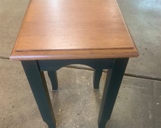 #269 side table   wood                                           $10                                               