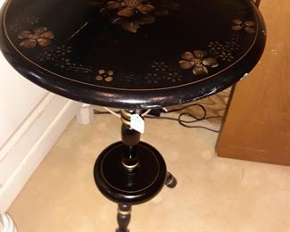Vintage Ethan Allen Hitchcock accent table