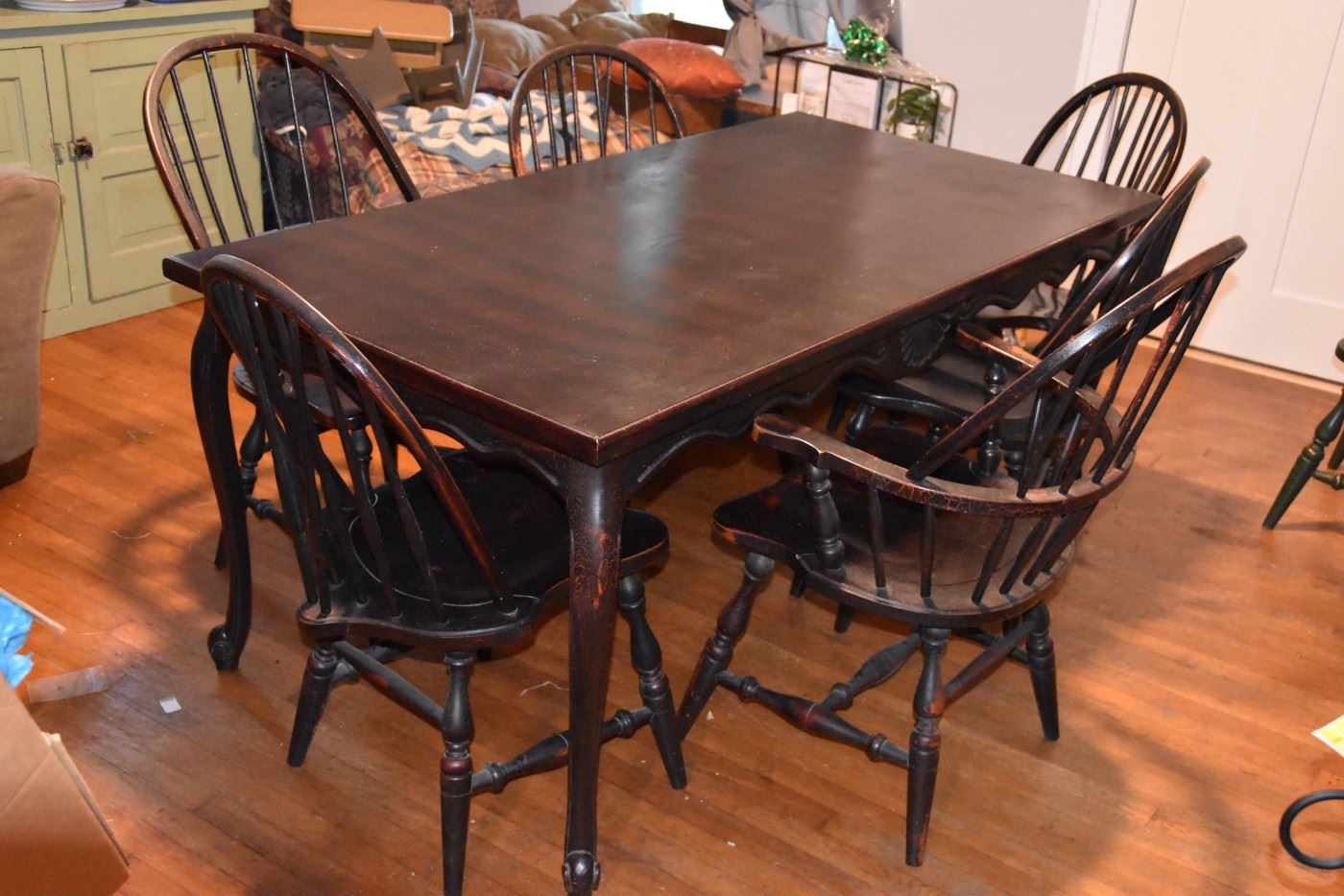 Henn Black Cherry Crackle  Dining Table & 6 Windsor Chairs