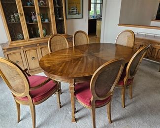 Drexel Heritage Pecan dining room set