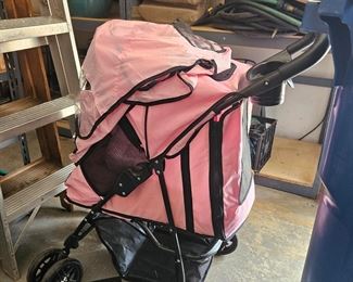 Dog carrier stroller