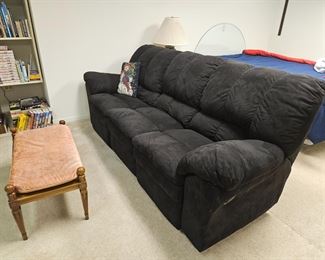Black sofa and matching love seat