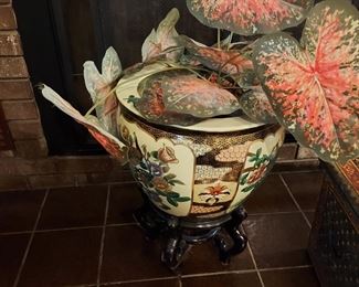 Asian Design Pot