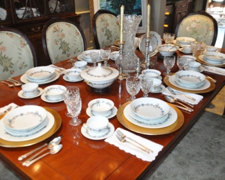 Spectacular "Royale" White with Blue and Gold Leaf Garland Design, Fine China by Limoges, France