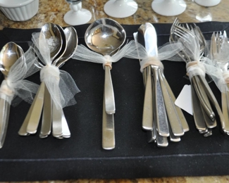 WMF Nordic Flatware Set, 5 Piece Place Setting for 8 with Serving Pieces