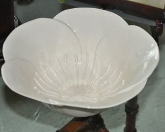 Wonderful 10" Mustard Seed and Moonshine Ivory Bowl