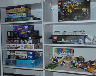 Great Selection of Puzzles, Lego and K'nex Sets
