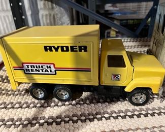Ryder truck rental metal toy truck
