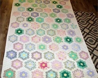 Lot 004   24 Bid(s)
VTG Hexagon Flower Quilt