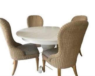 Lot 001   2 Bid(s)
Stanley Plantation Style Round Dining Table & 4 Chairs