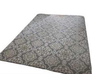 Lot 013   5 Bid(s)
7' X 10' Area Rug