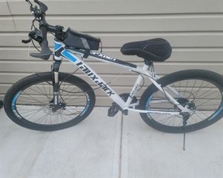 Lauxaack man's bike